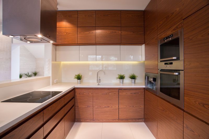Custom Kitchen Cabinets